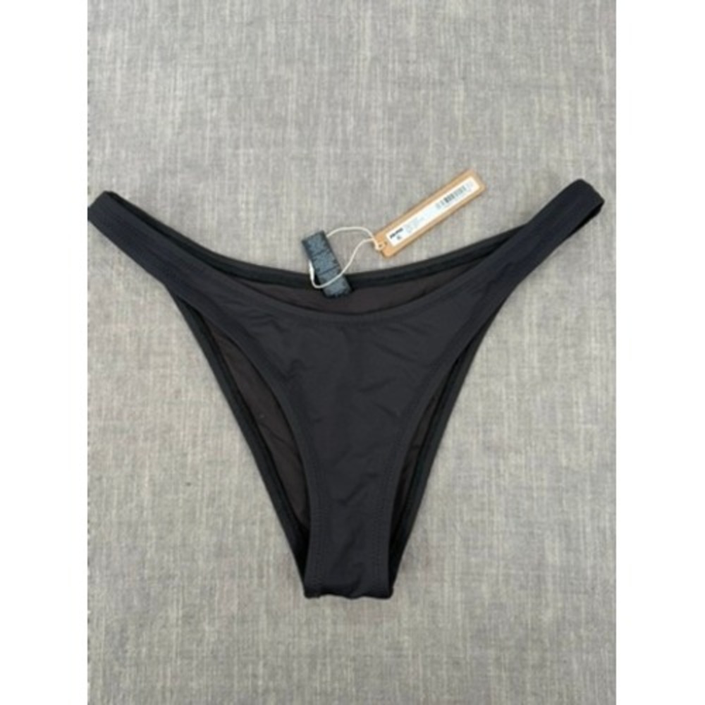 SKIMS Recycled Swim Cheeky Tanga Bikini Bottom Onyx Black Size M Medium NWT